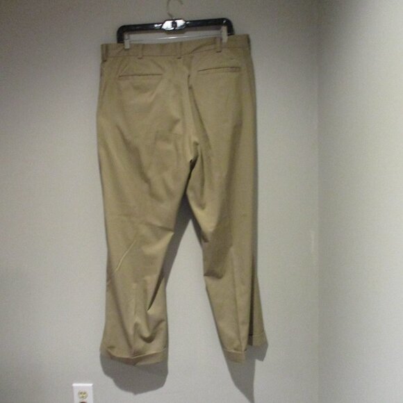 Mens Nike Golf Tour Performance Pants Dri Fit 35x30 Khaki Pleated Front - Picture 6 of 6